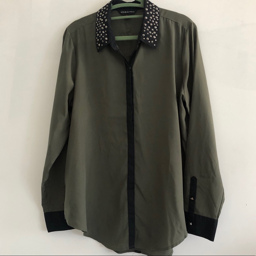 Rock n’ Republic button down shirt